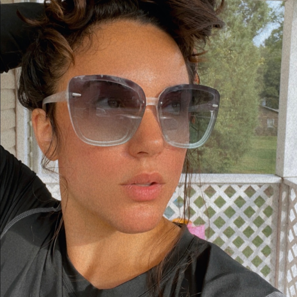 Vince Camuto Polarized Sunglasses - Preloved